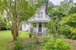 Romantic Cottage in Washington Historic District